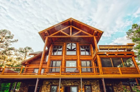 A cottage, representing property a non-resident may be required to pay taxes on once sold in Canada