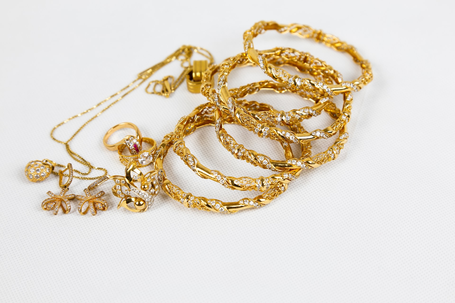 Credibility Helps Court Determine Ownership and Value of Jewelry in Separation